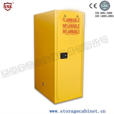 खरीदें Heavy Duty Lockable Storage Cabinet With Distinct Safety Signs And Bullet Latches ऑनलाइन निर्माण